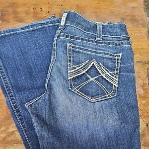 Ladies Ariat Dark Blue Boot Cut Size 31L Jeans